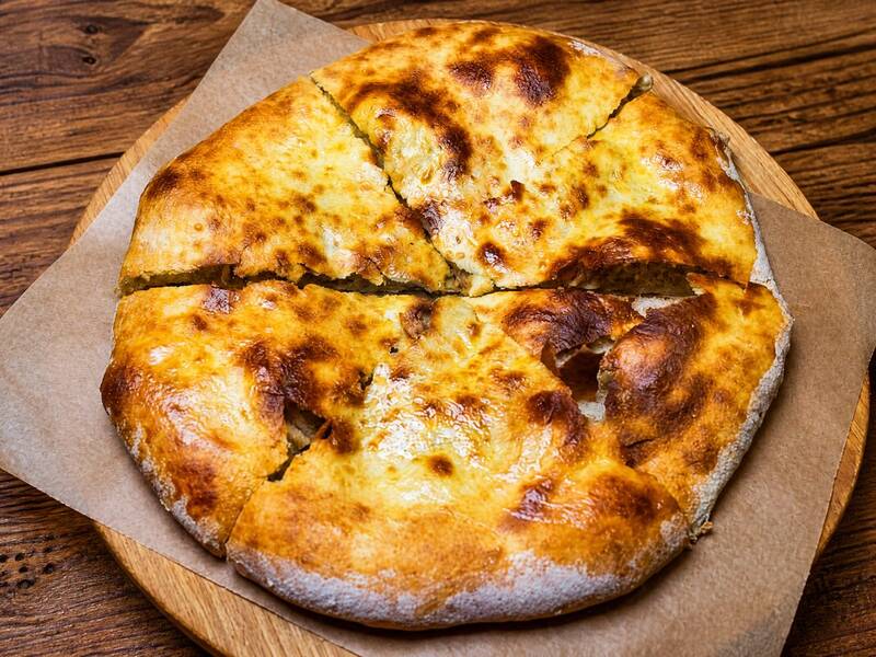 Сёмга запечённая с сыром и помидорами